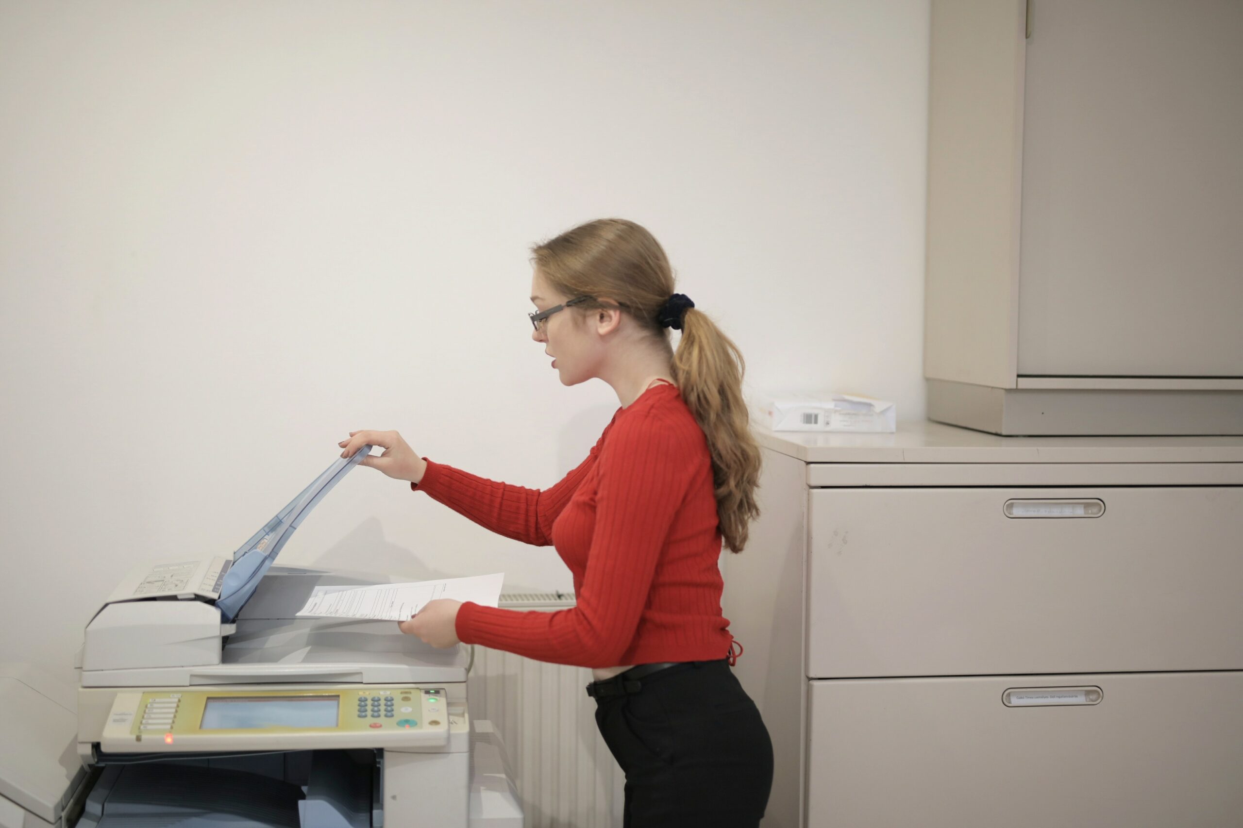- pros and cons of renting photocopiers